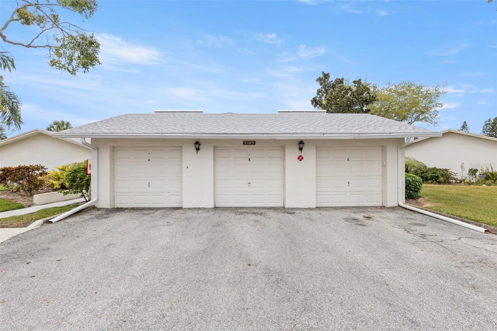3143 37th Lane S St Petersburg FL 33711