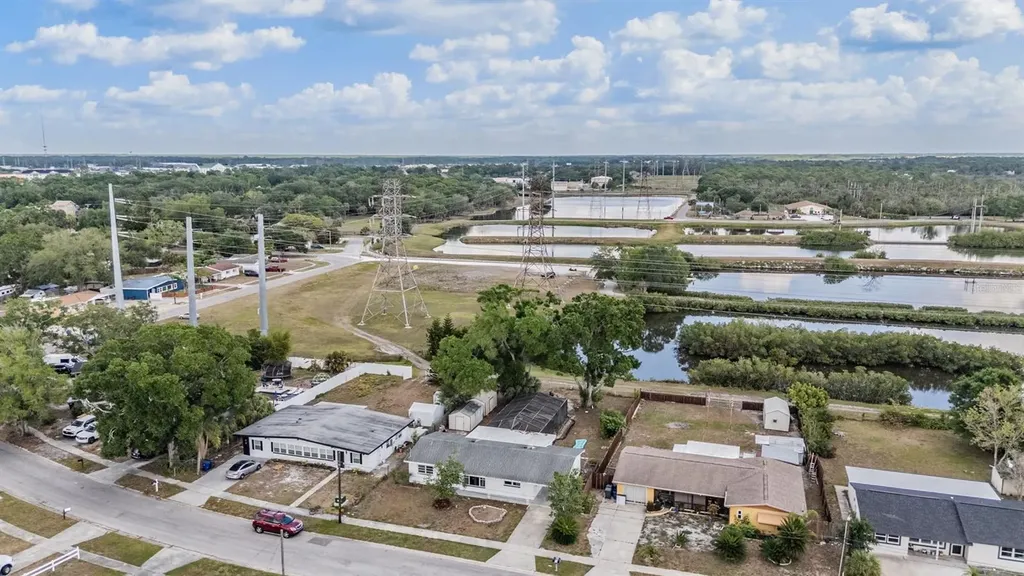 307 Country Club Drive Oldsmar FL 34677