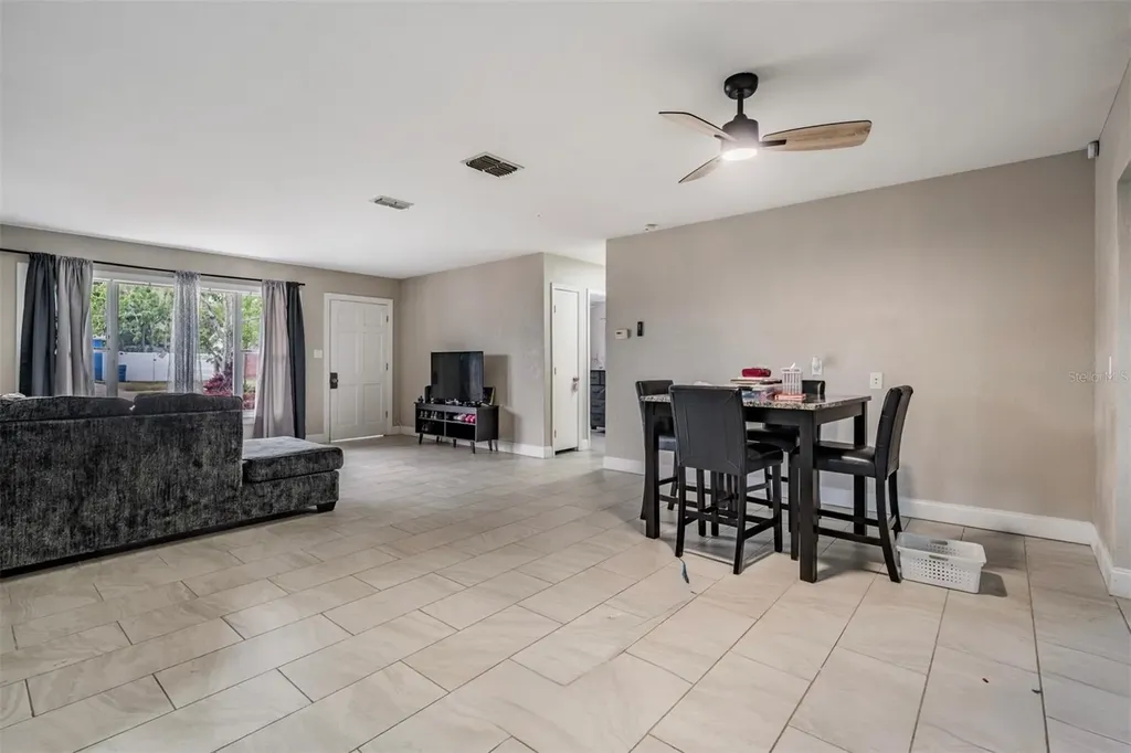307 Country Club Drive Oldsmar FL 34677