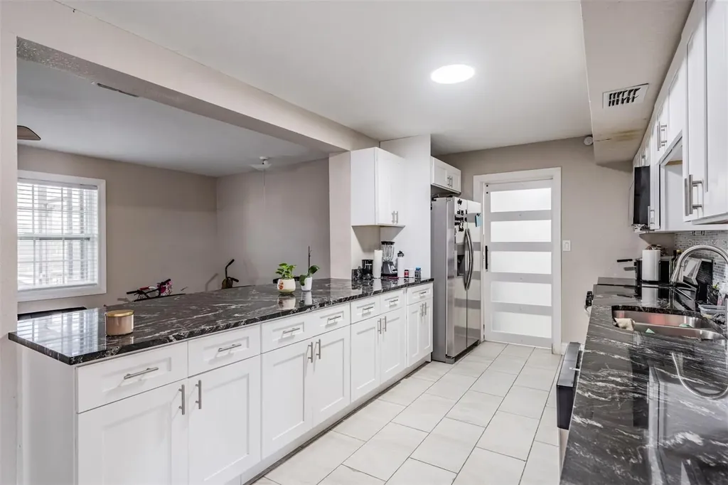 307 Country Club Drive Oldsmar FL 34677