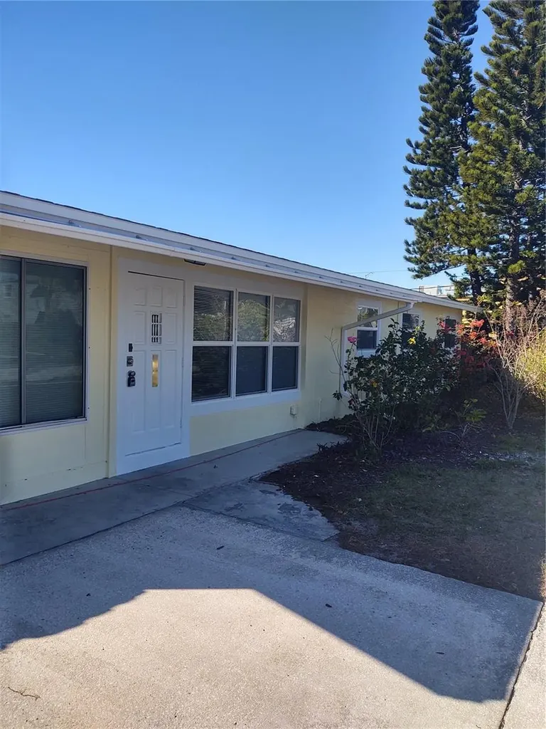 3712 W Wallace Avenue Tampa FL 33611