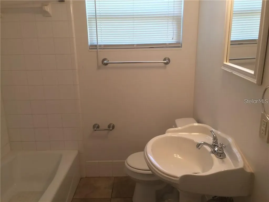 3712 W Wallace Avenue Tampa FL 33611
