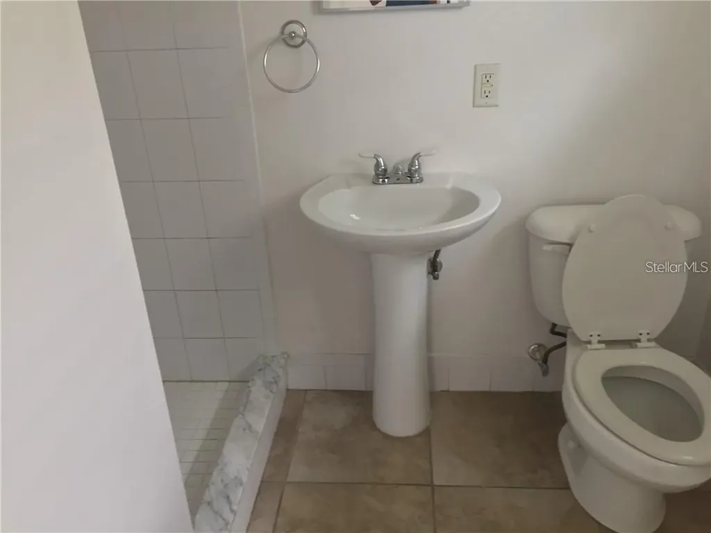 3712 W Wallace Avenue Tampa FL 33611