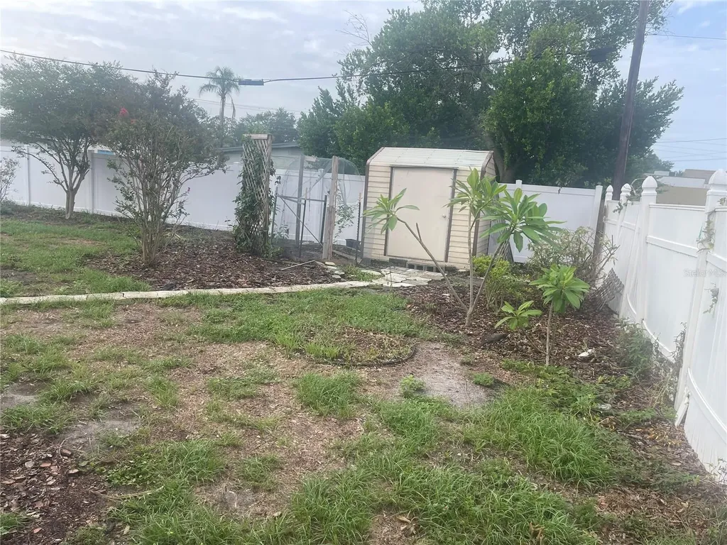 3712 W Wallace Avenue Tampa FL 33611