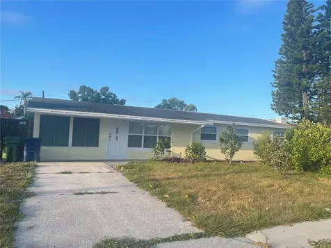 3712 W Wallace Avenue Tampa FL 33611