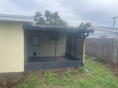 3712 W Wallace Avenue Tampa FL 33611