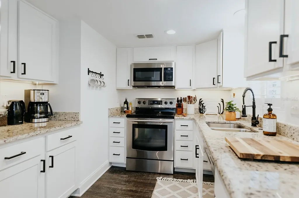 2472 Temple Street Sarasota FL 34239
