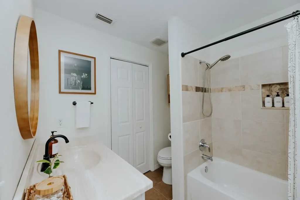 2472 Temple Street Sarasota FL 34239