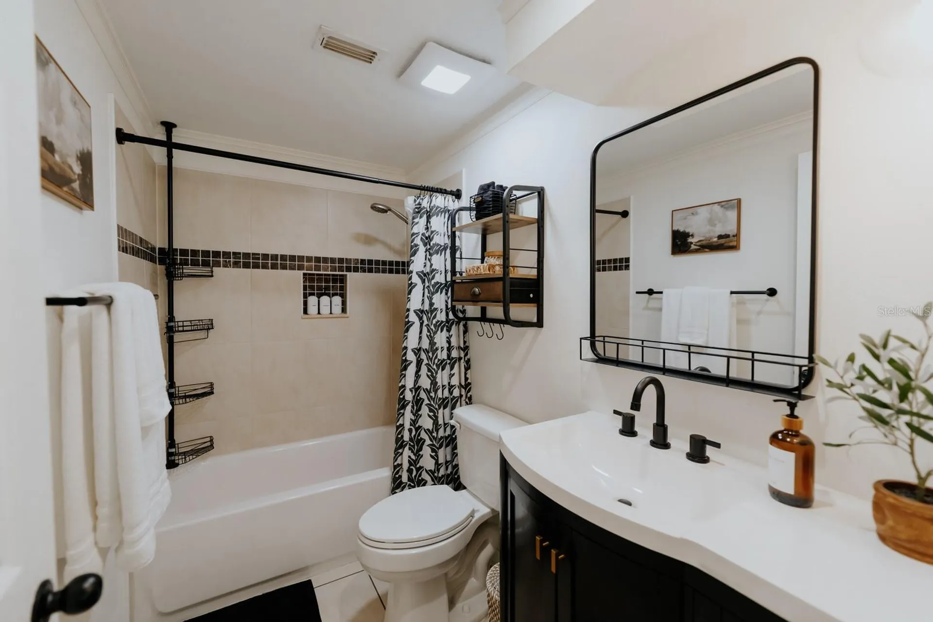 2472 Temple Street Sarasota FL 34239