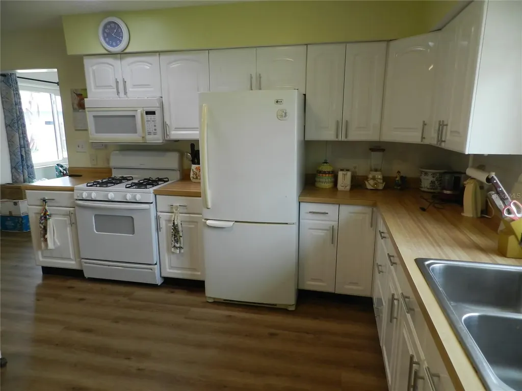 805 Ocean Avenue New Smyrna Beach FL 32169