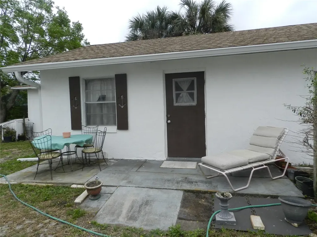 805 Ocean Avenue New Smyrna Beach FL 32169