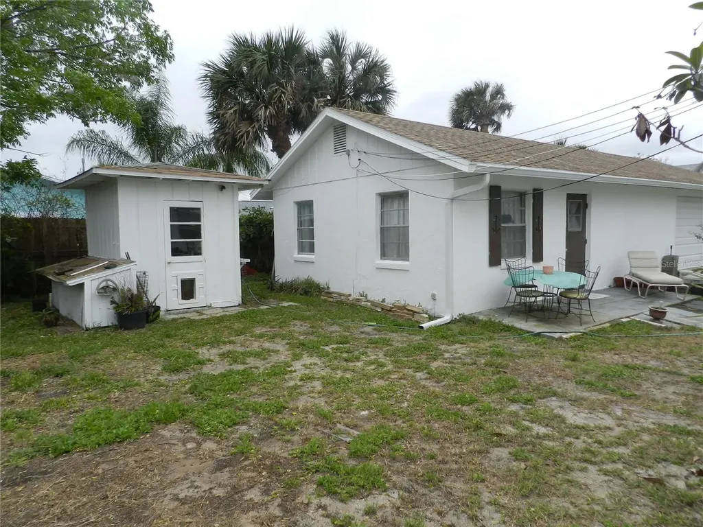 805 Ocean Avenue New Smyrna Beach FL 32169
