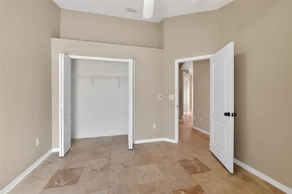 1833 Mira Lago Circle Ruskin FL 33570