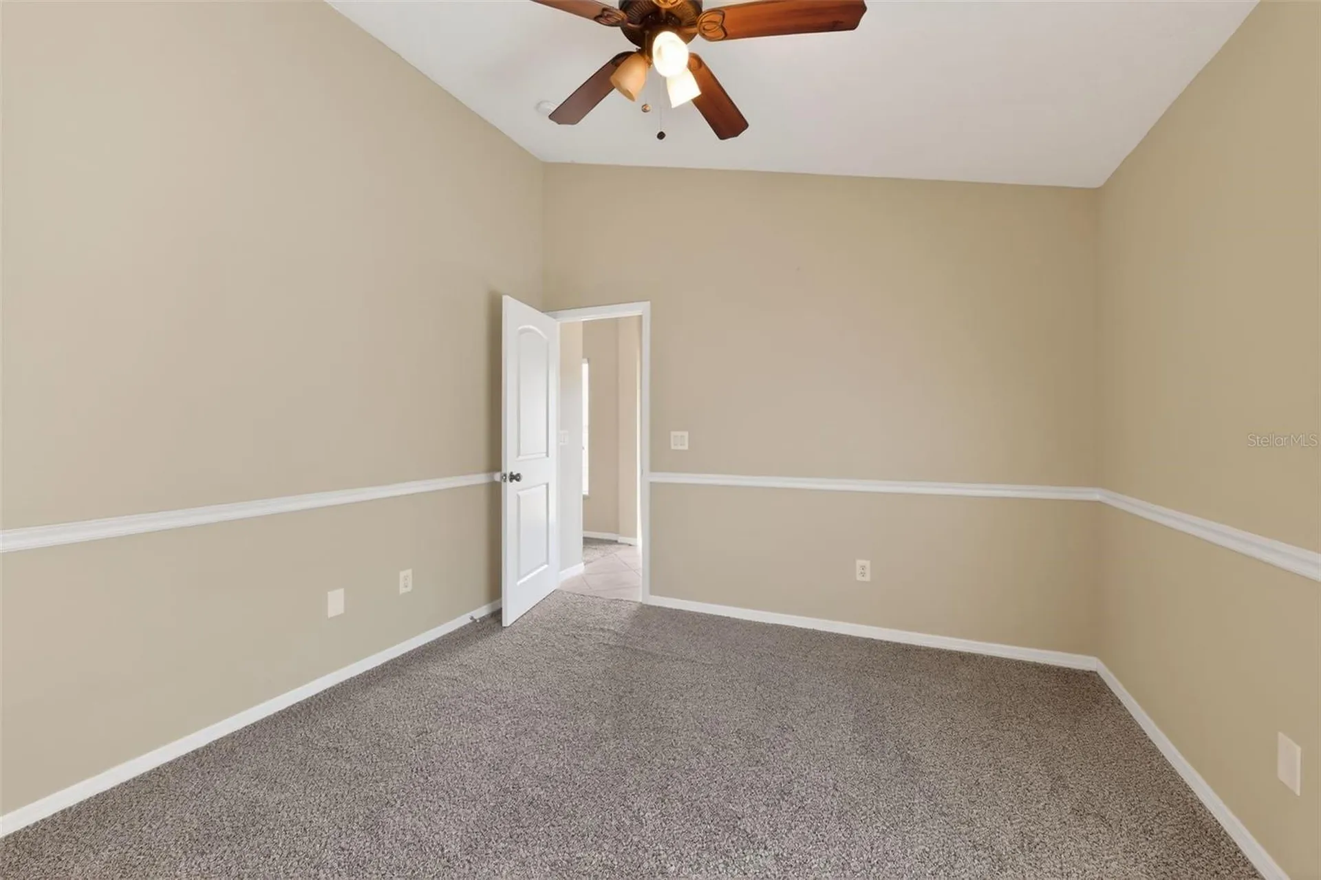 1833 Mira Lago Circle Ruskin FL 33570