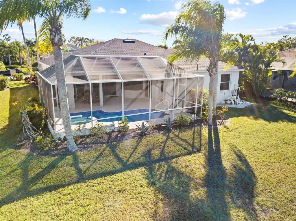 11011 Water Lily Way Lakewood Ranch FL 34202