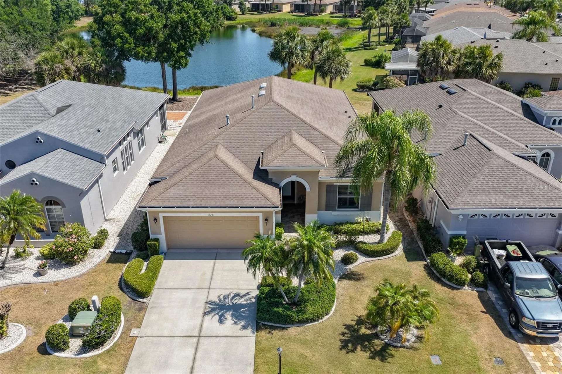 828 Regal Manor Way Sun City Center FL 33573