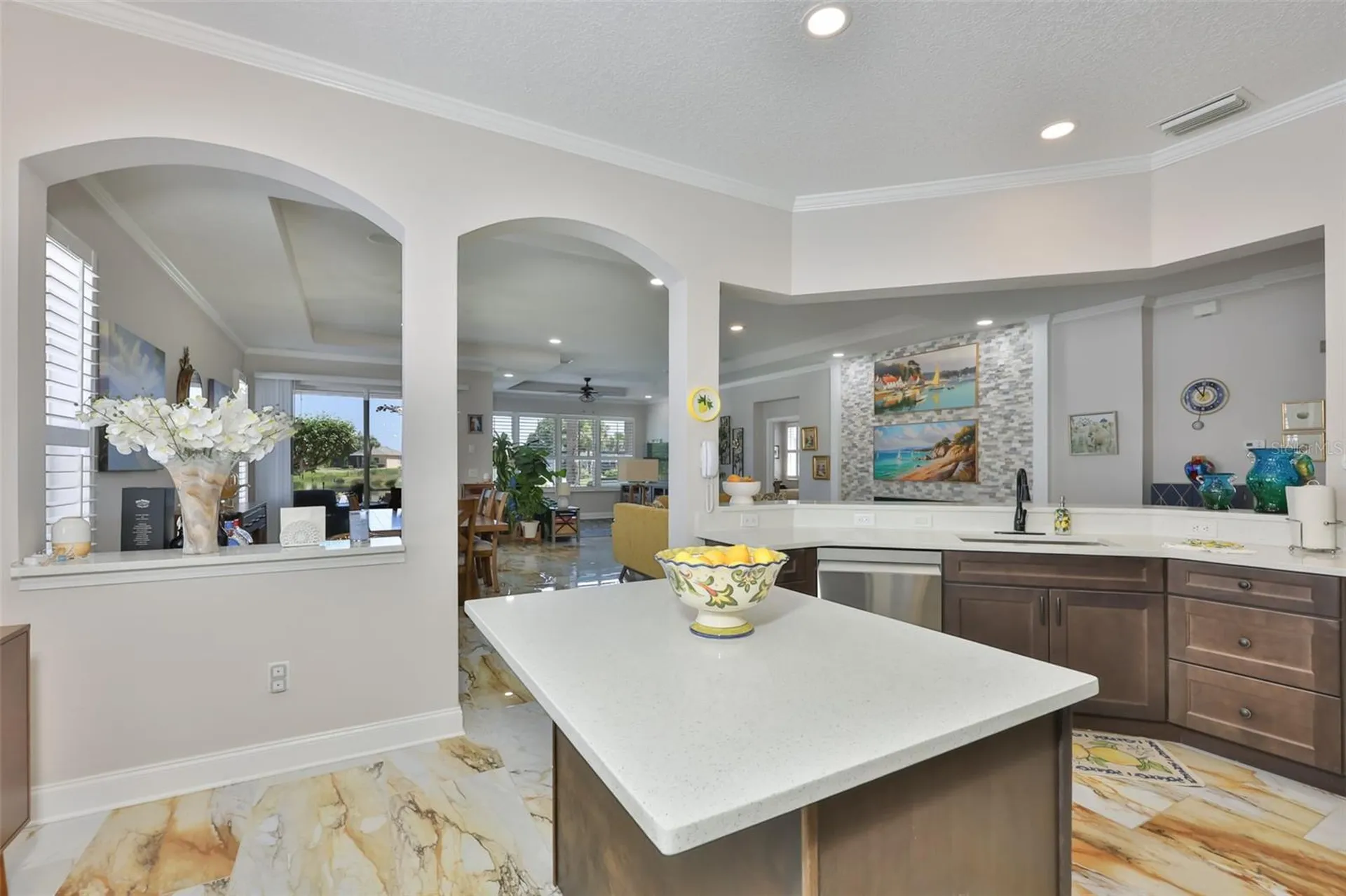 828 Regal Manor Way Sun City Center FL 33573