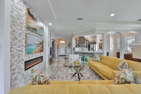 828 Regal Manor Way Sun City Center FL 33573