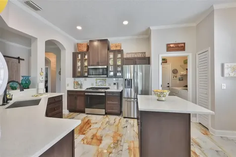 828 Regal Manor Way Sun City Center FL 33573