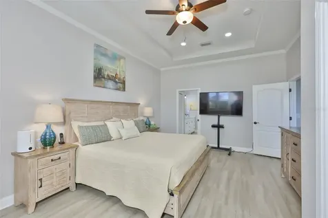 828 Regal Manor Way Sun City Center FL 33573