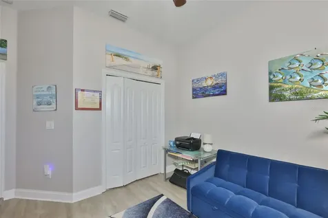 828 Regal Manor Way Sun City Center FL 33573