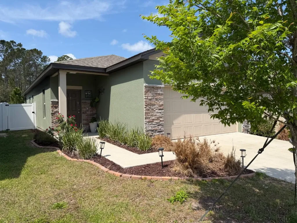 2021 Hemingway Circle Groveland FL 34736