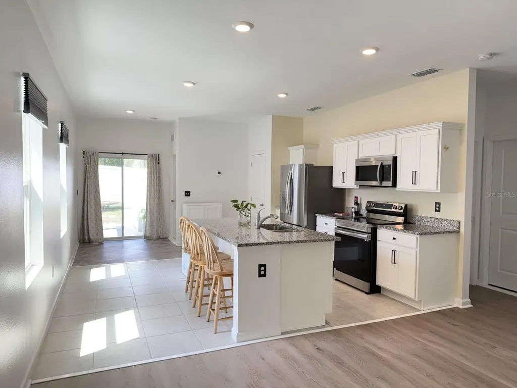 2021 Hemingway Circle Groveland FL 34736