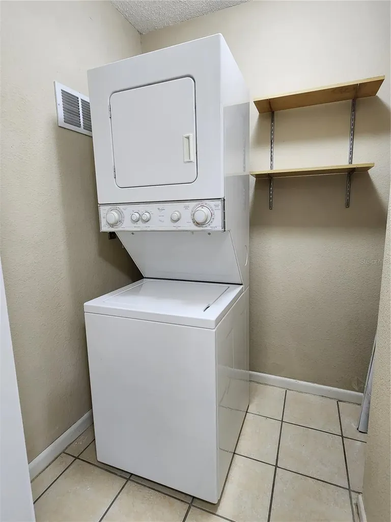 507 NW 39th Road Gainesville FL 32607