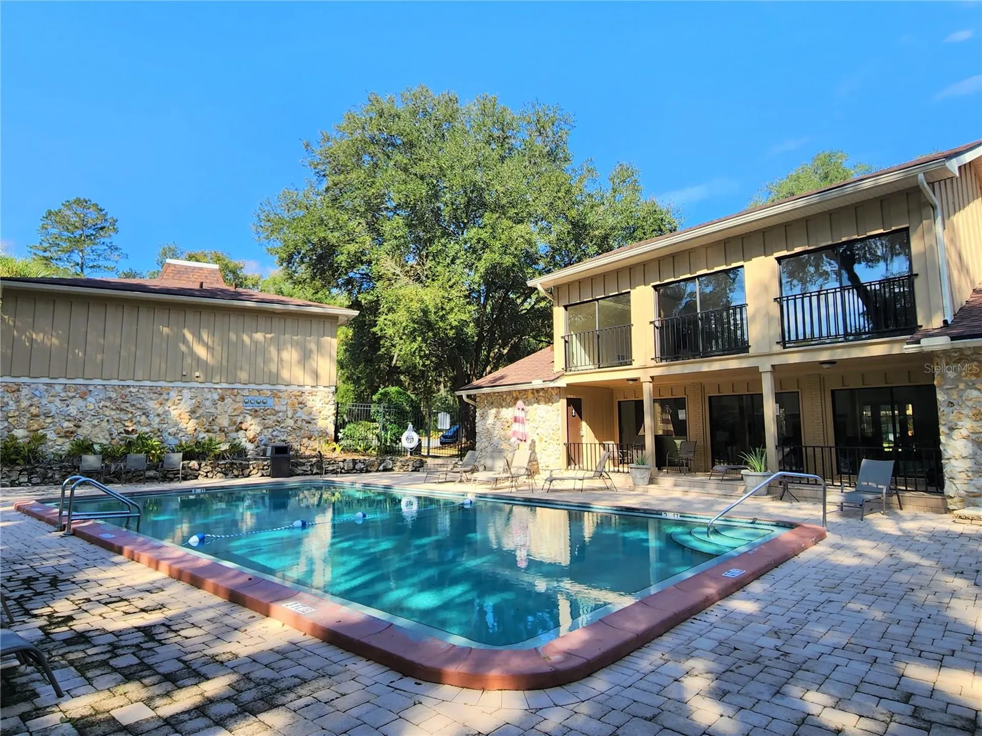 507 NW 39th Road Gainesville FL 32607