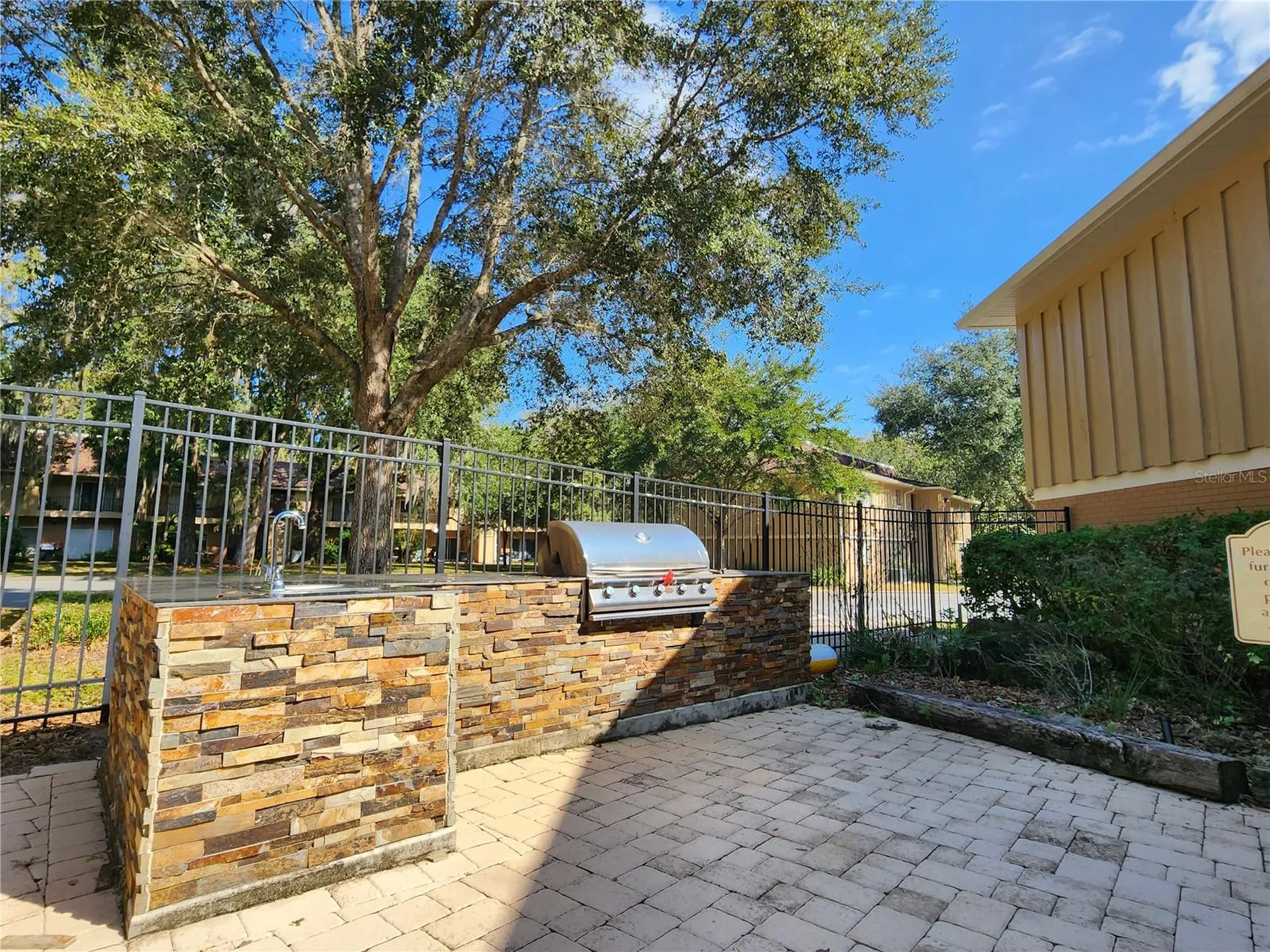 507 NW 39th Road Gainesville FL 32607