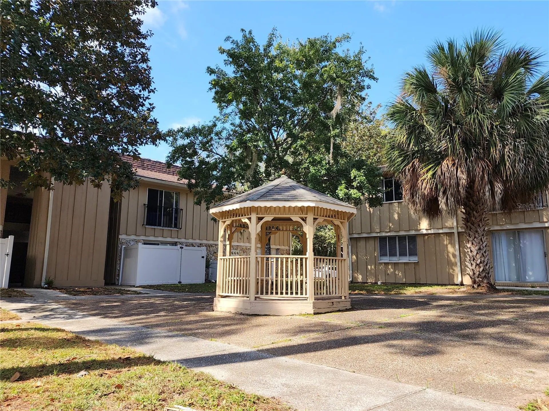 507 NW 39th Road Gainesville FL 32607