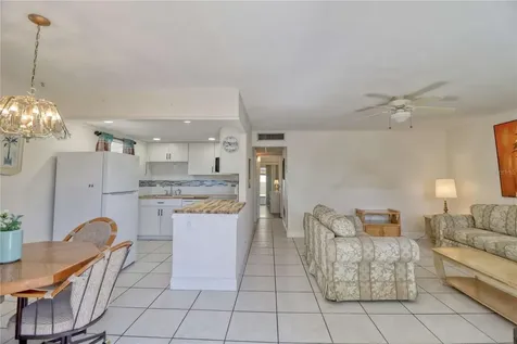 101 Cambridge Trail Sun City Center FL 33573