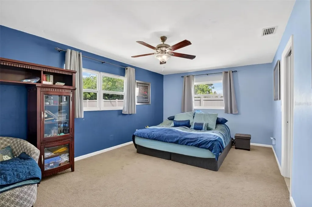 1305 SE 37th Terrace Cape Coral FL 33904
