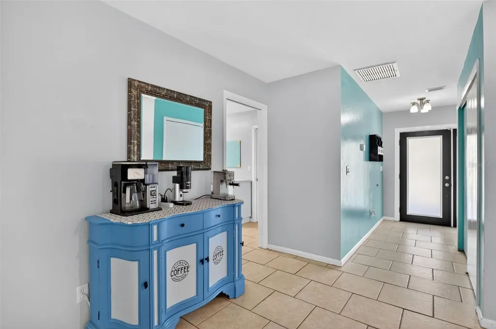 1305 SE 37th Terrace Cape Coral FL 33904