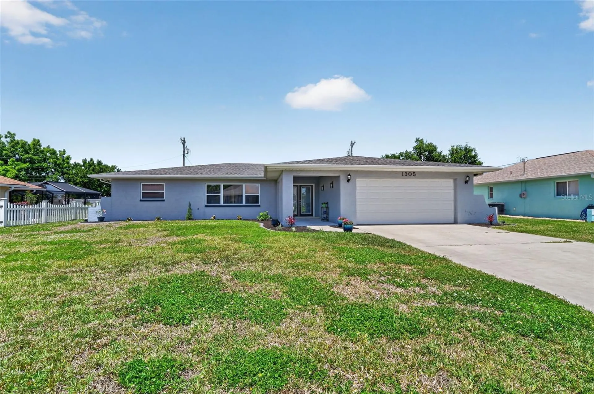 1305 SE 37th Terrace Cape Coral FL 33904