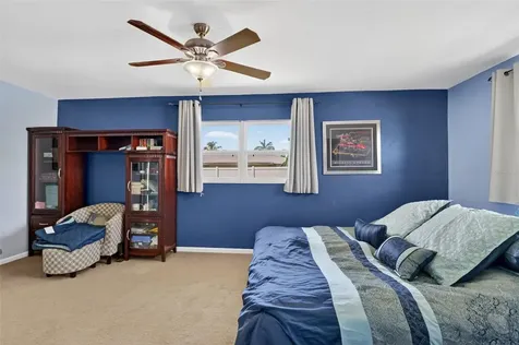 1305 SE 37th Terrace Cape Coral FL 33904