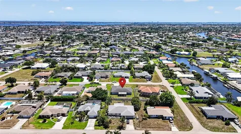 1305 SE 37th Terrace Cape Coral FL 33904