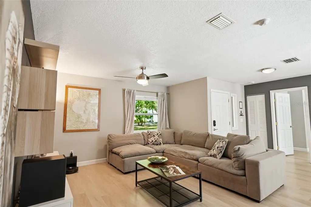 4606 Buckeye Road Tampa FL 33624