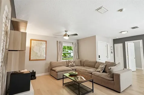 4606 Buckeye Road Tampa FL 33624