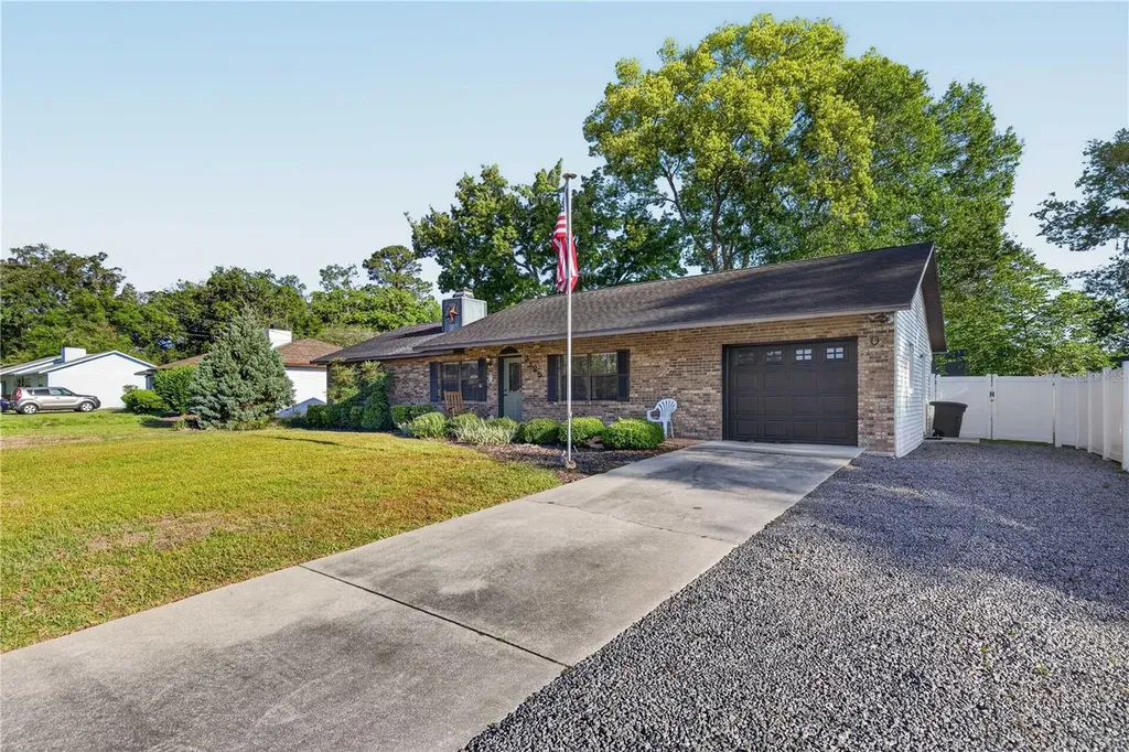 3125 NE 44th Place Ocala FL 34479