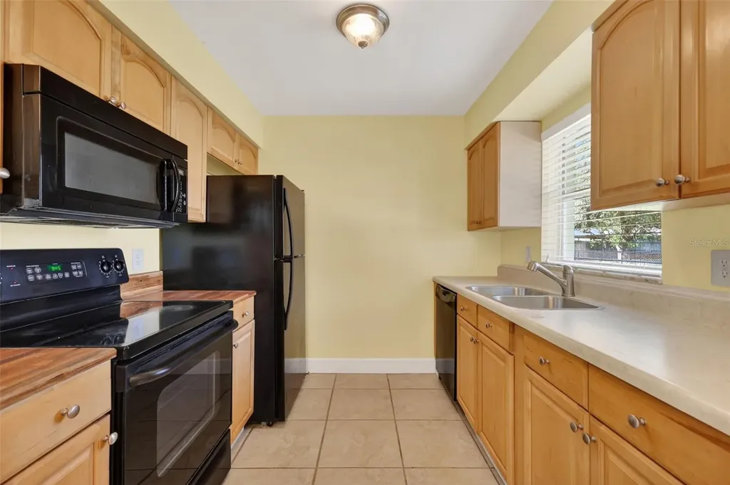 610 Palmetto Drive Mascotte FL 34753