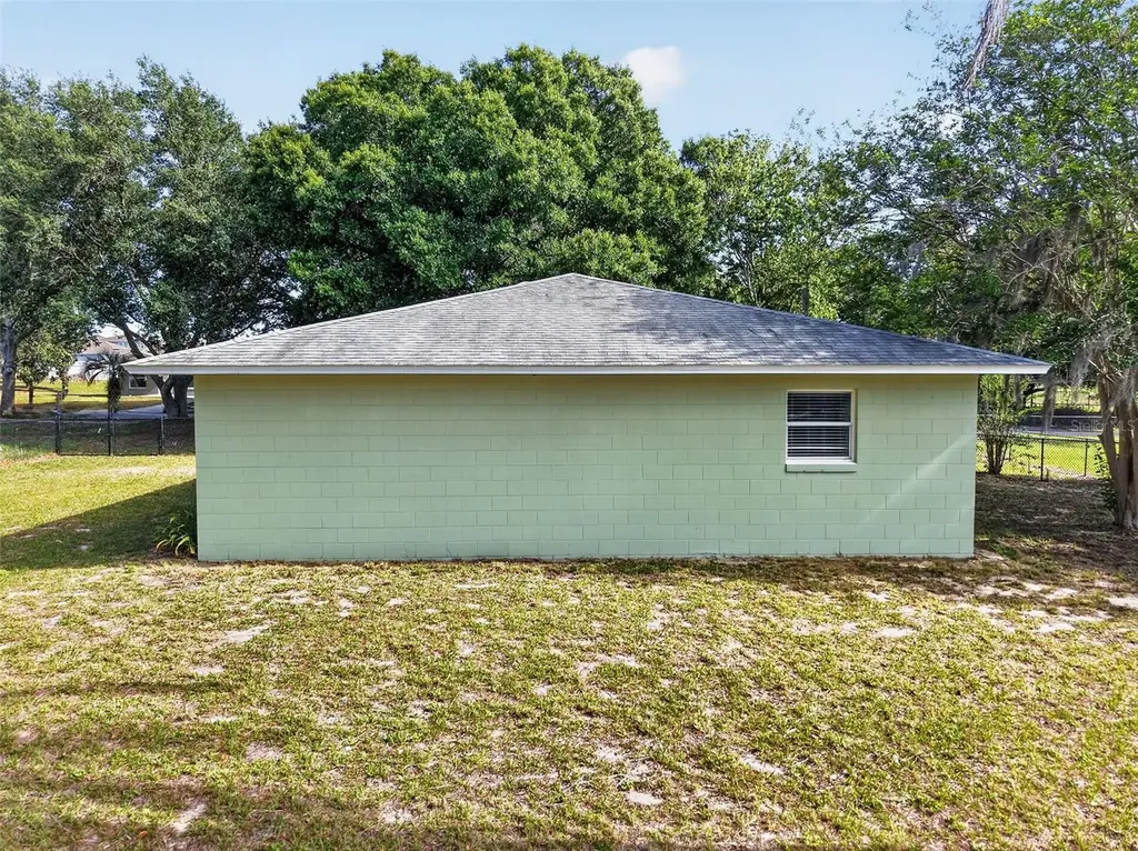 610 Palmetto Drive Mascotte FL 34753