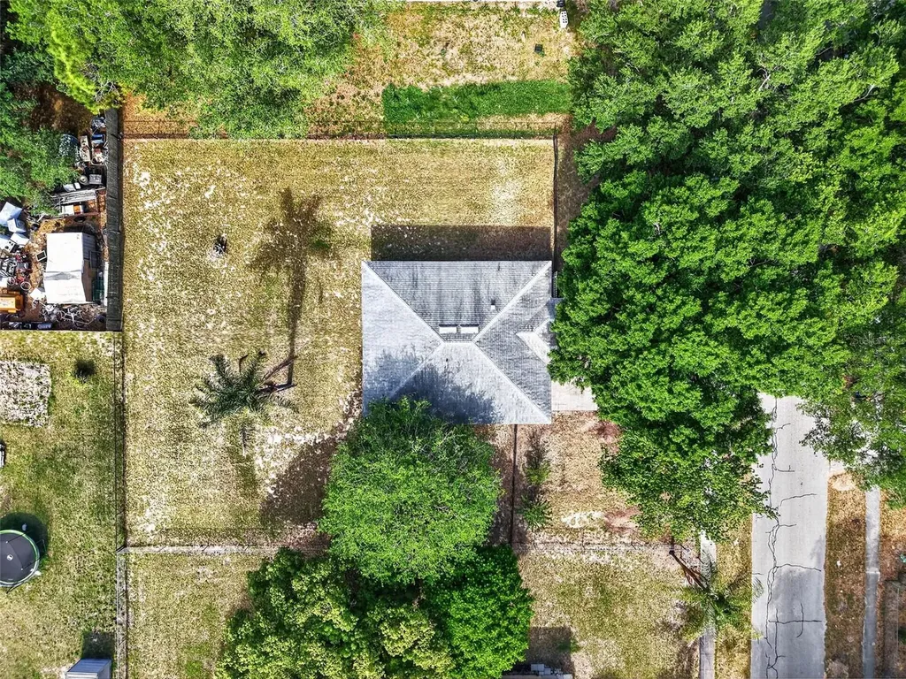 610 Palmetto Drive Mascotte FL 34753
