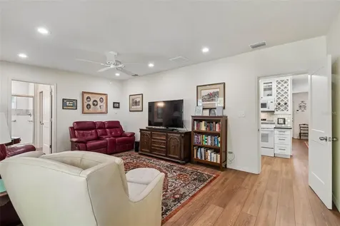 4727 W Anita Boulevard Tampa FL 33611