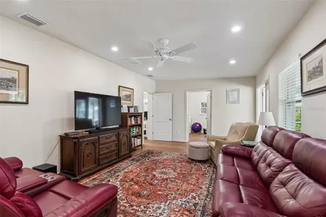 4727 W Anita Boulevard Tampa FL 33611