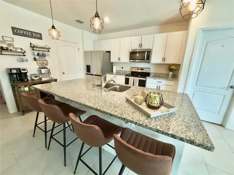 512 Lily Lane Davenport FL 33837