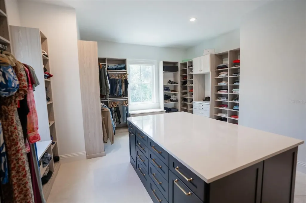 4402 W Beach Park Drive Tampa FL 33609