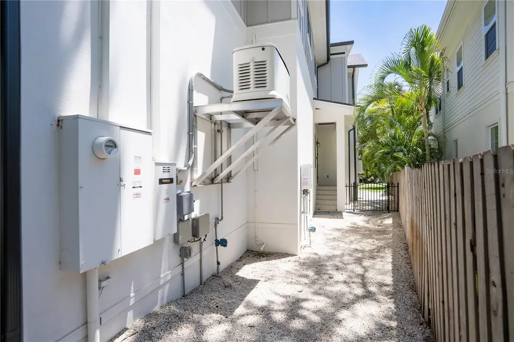 4402 W Beach Park Drive Tampa FL 33609