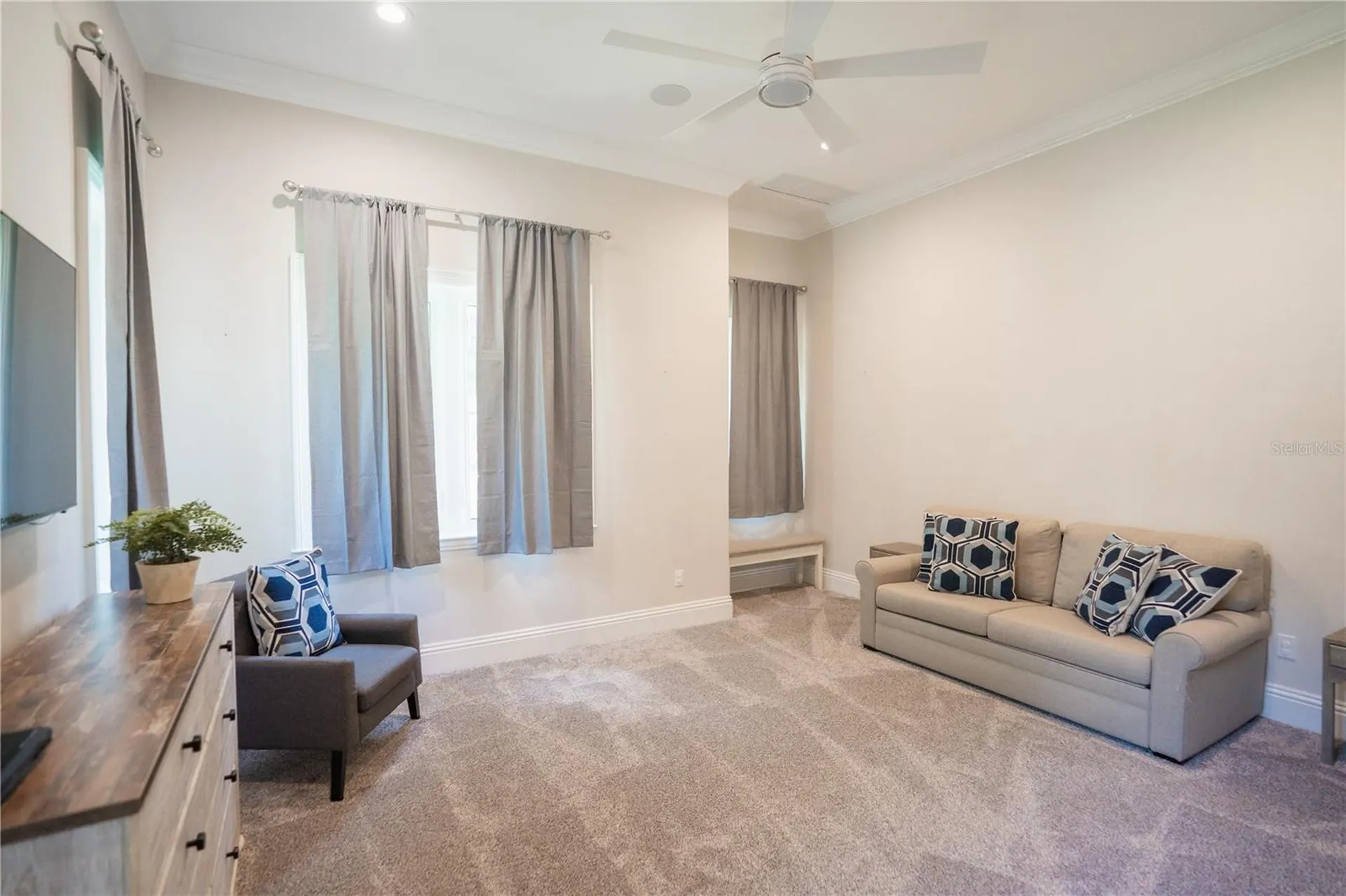4402 W Beach Park Drive Tampa FL 33609