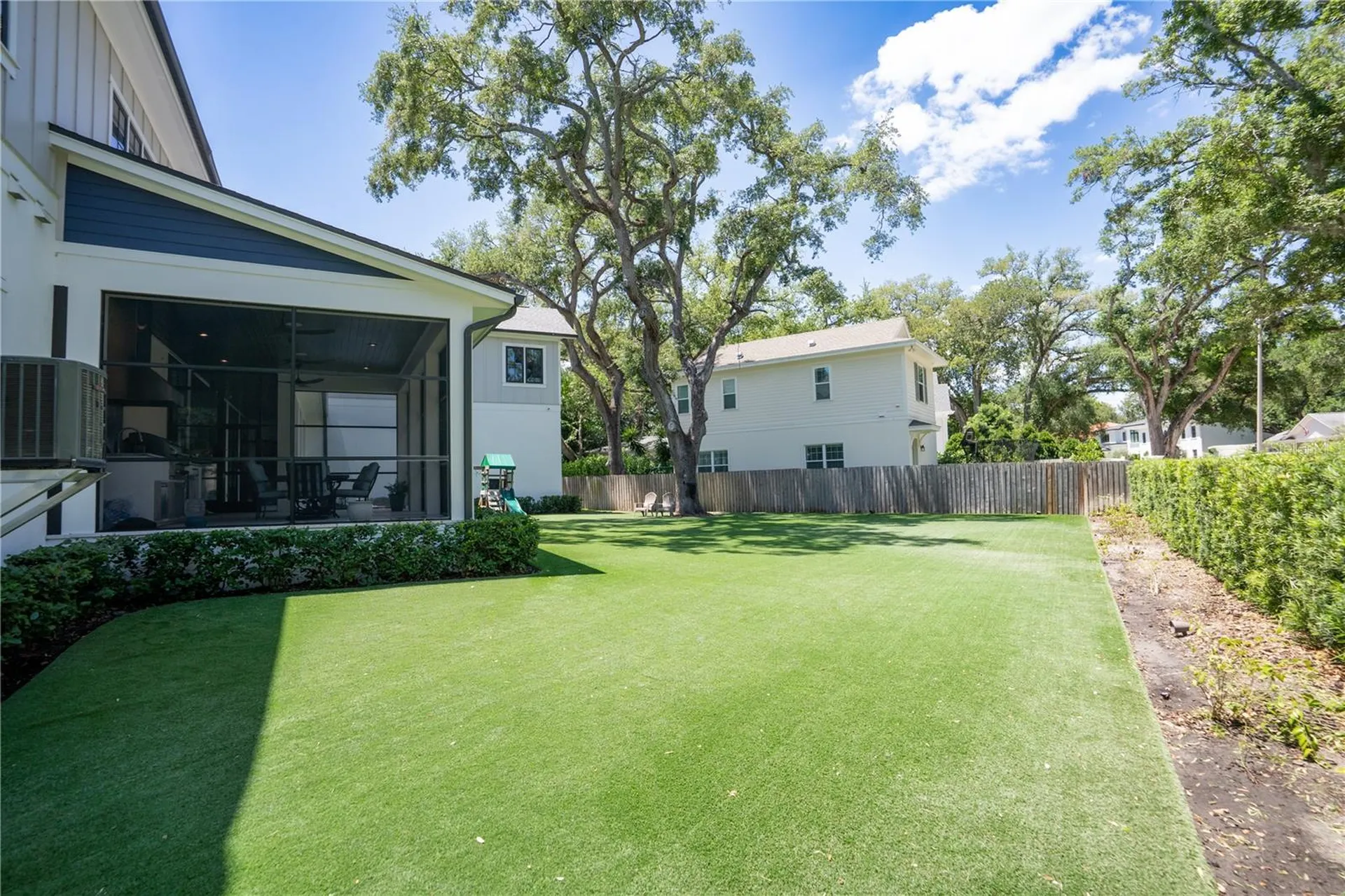 4402 W Beach Park Drive Tampa FL 33609